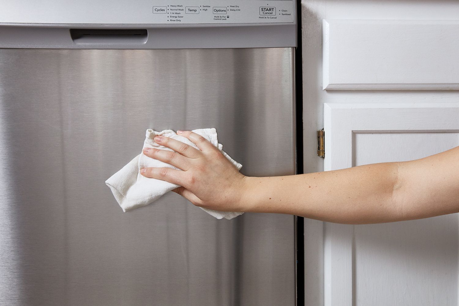 How To Shine Stainless Steel Appliances: Tips and Tricks for Making Your Appliances Sparkle